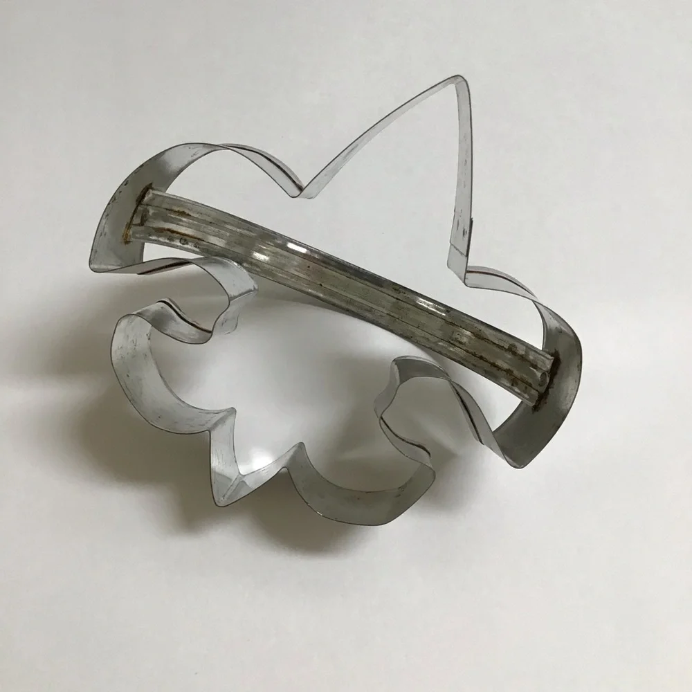 Boy Scout Emblem Metal Cookie Cutter w/Handle Biscuits Crafts Fleur De Lis 4x4”